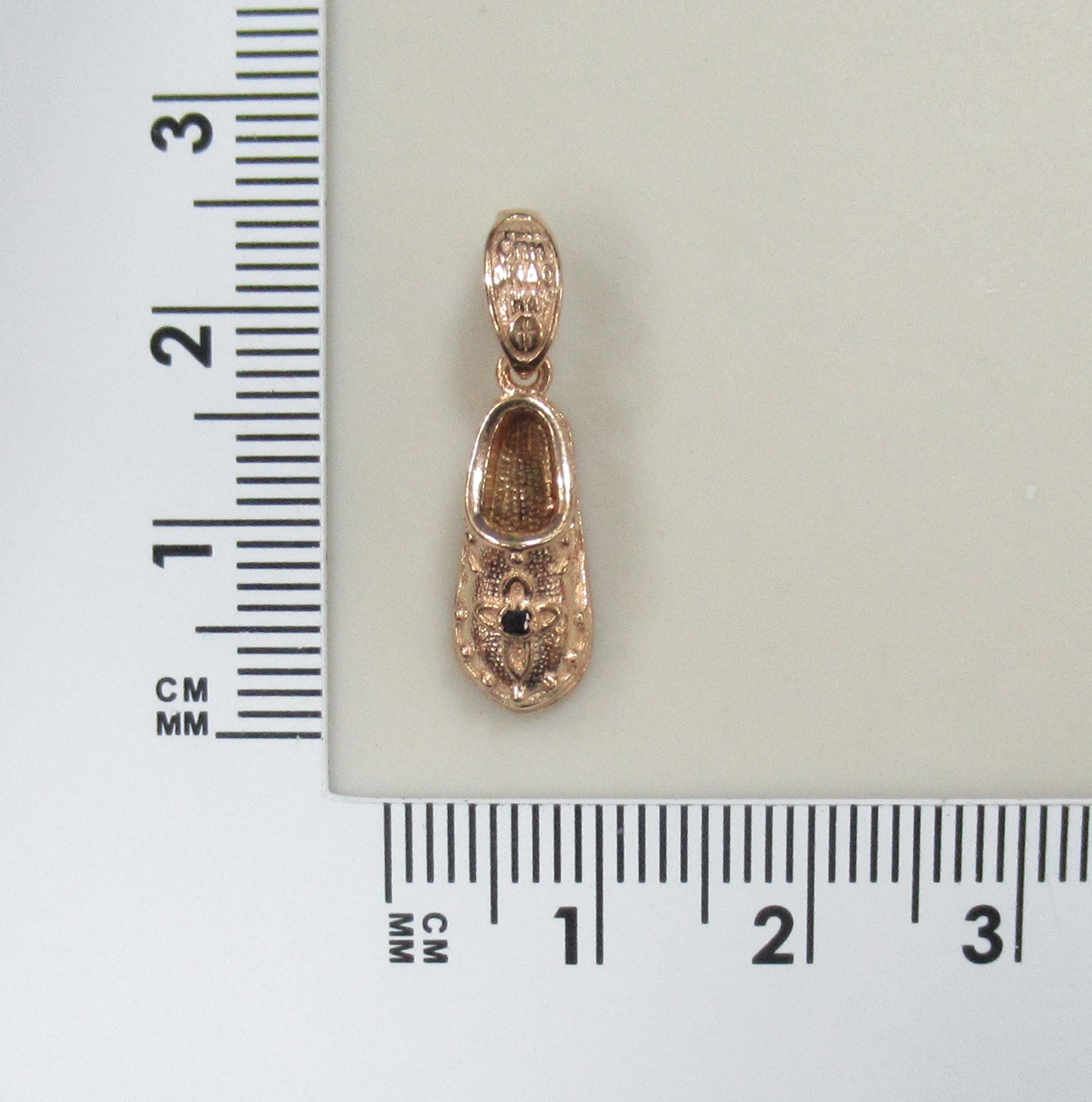 Серебряная подвеска с сапфиром "Башмачок Спиридона"